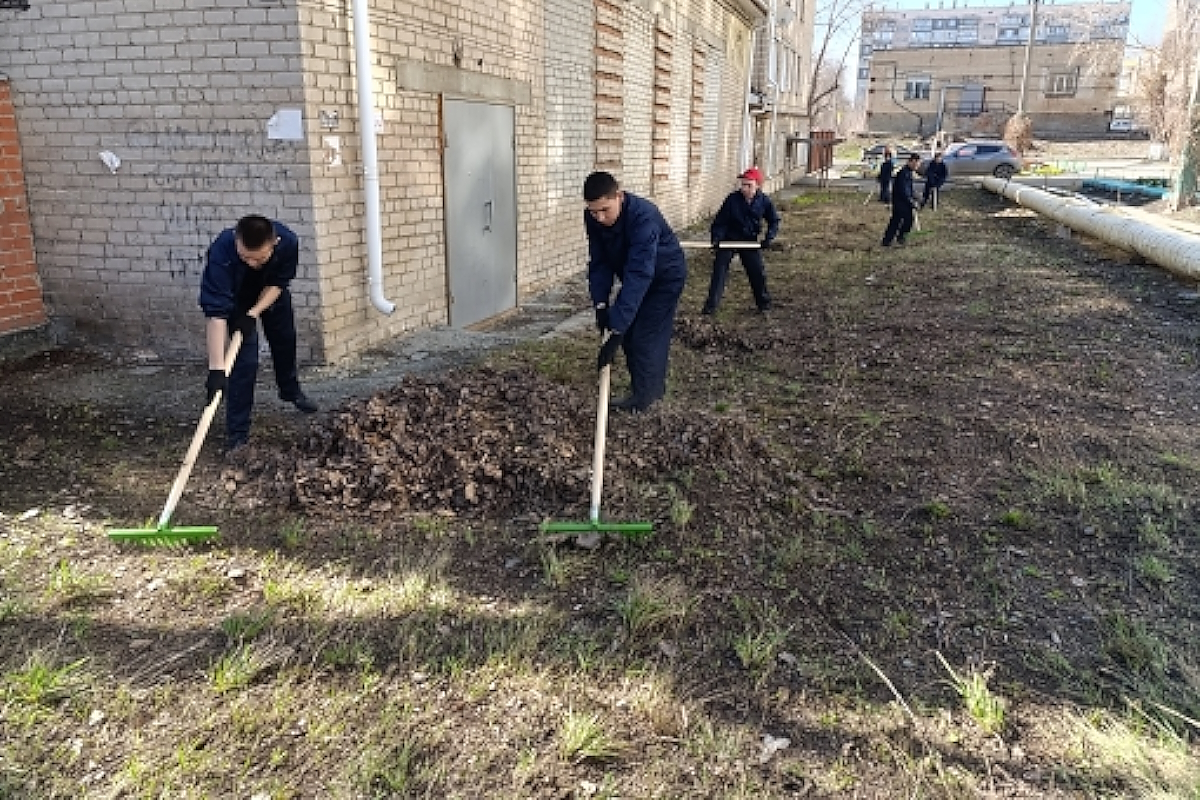 Даёшь чистоту! В техникуме-интернате прошёл традиционный субботник