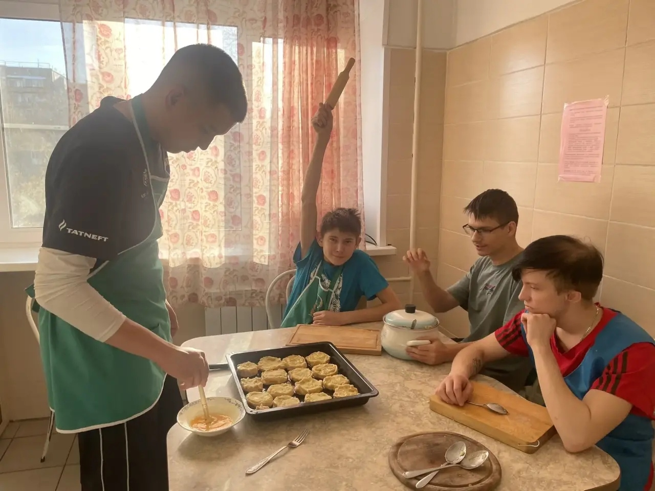 Дучмаки, улыбки и единство: в техникуме отметили День всех влюбленных